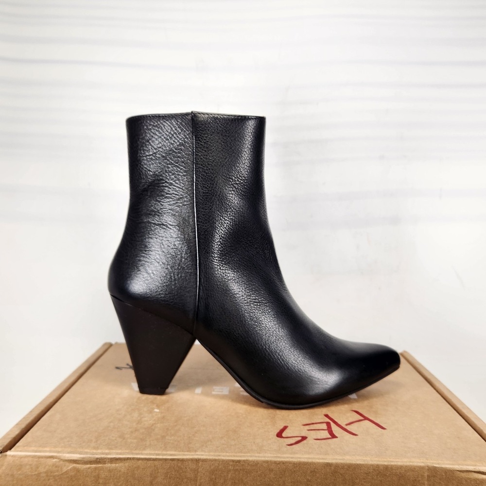 Marcella Leo Ankle Boots Women Size 9 Black Leather Pointed Toe Cone Heel